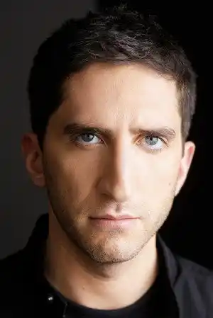 Aaron Fisher fotoğrafı