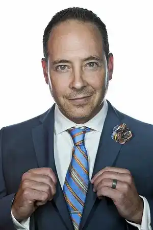 Aaron Ginsburg fotoğrafı