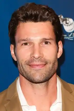 Aaron O'Connell fotoğrafı