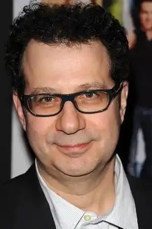 Adam Brooks fotoğrafı