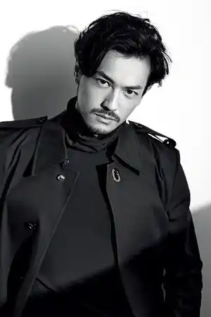 Adam Pak Tin-Nam fotoğrafı