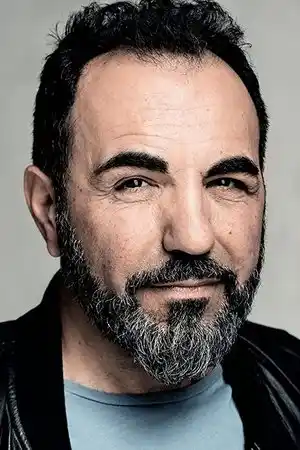 Adnan Maral fotoğrafı