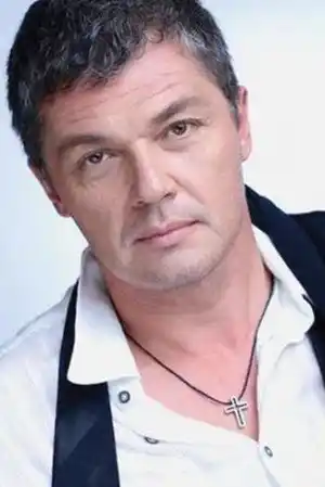 Adrian Păduraru fotoğrafı