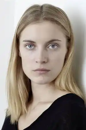 Adriane Gradziel fotoğrafı