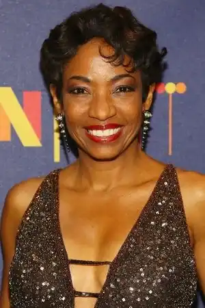Adriane Lenox fotoğrafı