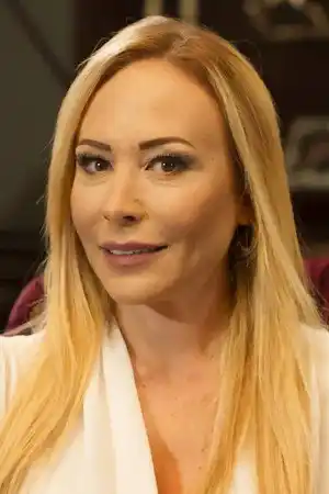 Ahu Sungur fotoğrafı