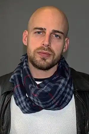 Alex Anlos fotoğrafı