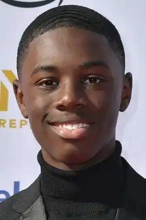 Alex R. Hibbert fotoğrafı