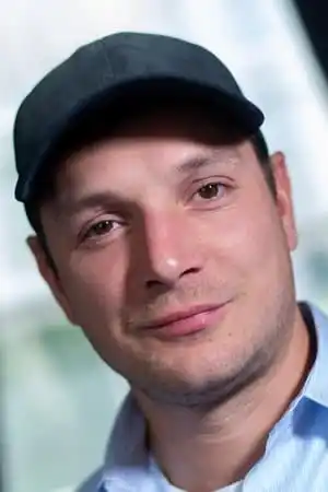 Alexis Manenti fotoğrafı