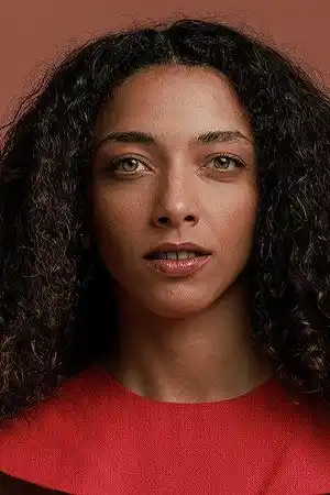 Alice Carvalho fotoğrafı