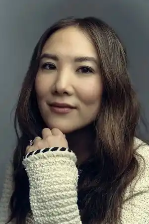 Ally Maki fotoğrafı