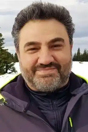 Alper Mestçi fotoğrafı