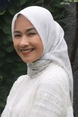 Alya Rohali fotoğrafı