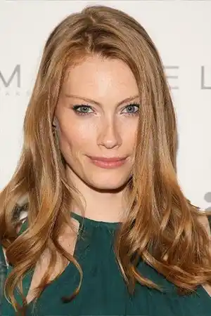 Alyssa Sutherland fotoğrafı