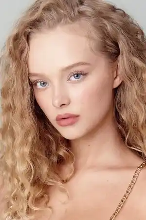 Amiah Miller fotoğrafı