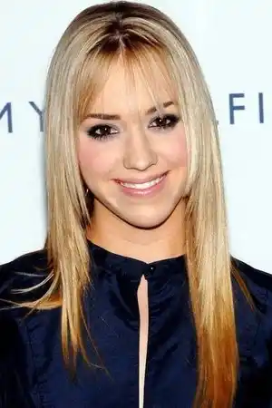 Andrea Bowen fotoğrafı