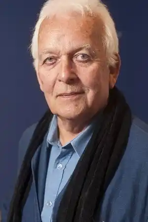 Andrew Davies fotoğrafı