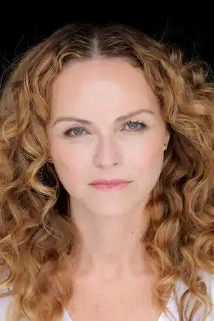 Anna-Louise Plowman fotoğrafı
