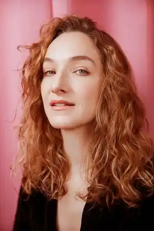 Anna Tierney fotoğrafı