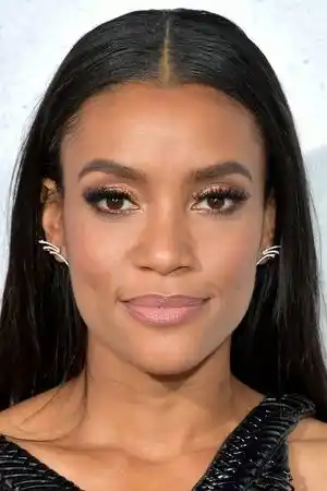 Annie Ilonzeh fotoğrafı