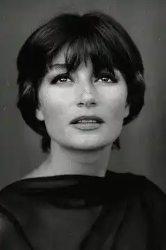 Anouk Aimée fotoğrafı