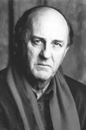 Anton Rodgers fotoğrafı