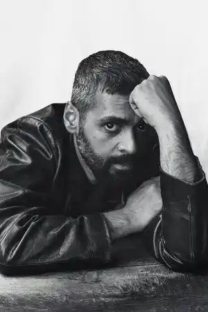 Ardalan Esmaili fotoğrafı