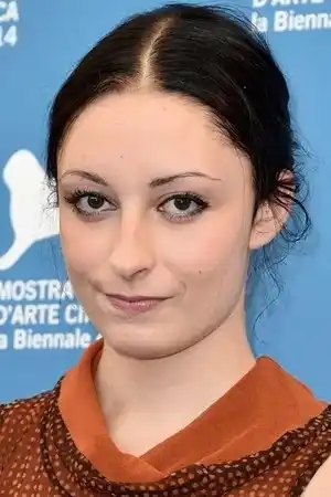 Arielle Holmes fotoğrafı