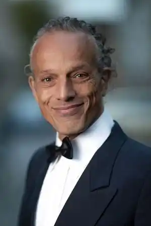 Arno Luening fotoğrafı