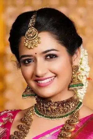 Ashika Ranganath fotoğrafı