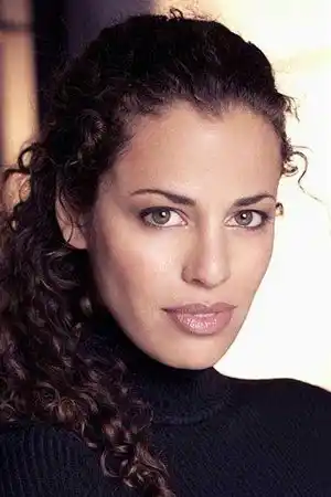 Athena Karkanis fotoğrafı
