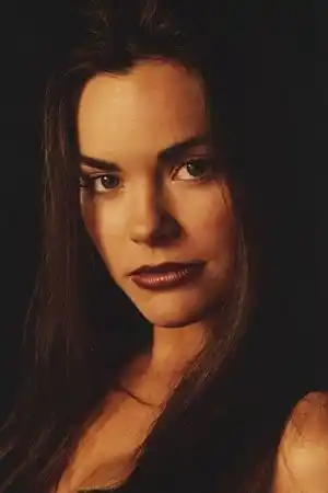 Athena Massey fotoğrafı