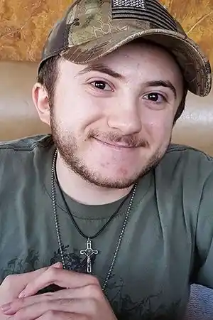 Atticus Shaffer fotoğrafı