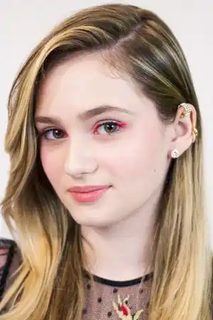 Audrey Grace Marshall fotoğrafı