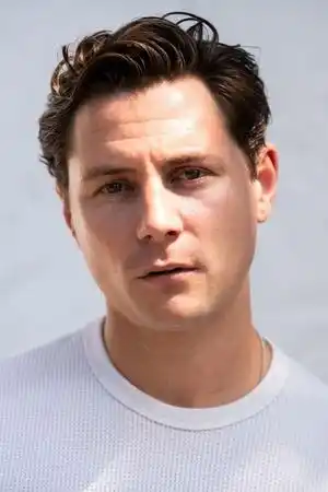 Augustus Prew fotoğrafı