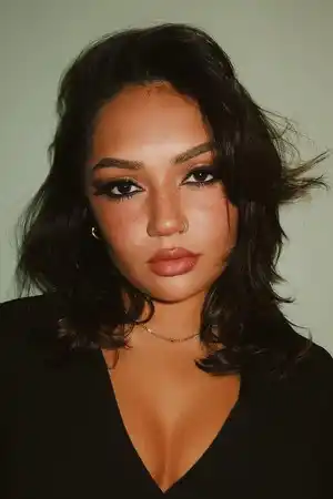 Avani Gregg fotoğrafı