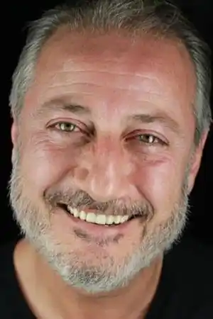 Ayhan Işık fotoğrafı