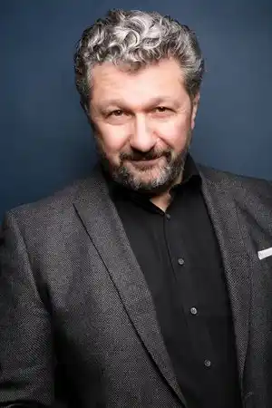 Aykut Kayacık fotoğrafı