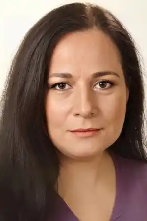 Ayşegül Uygurer fotoğrafı
