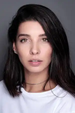 Bihter Delüv fotoğrafı