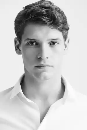 Billy Howle fotoğrafı