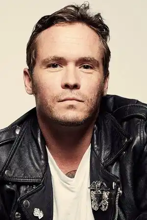 Blake Heron fotoğrafı