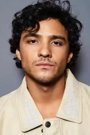 Brandon Perea fotoğrafı