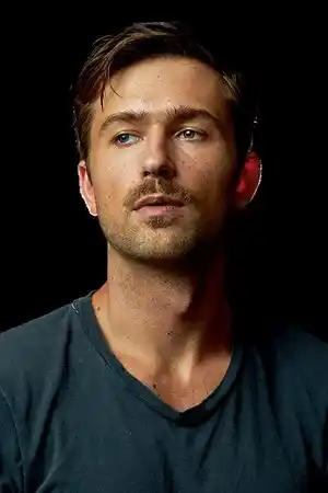 Brandon Sklenar fotoğrafı