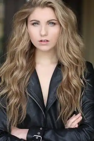 Brennley Brown fotoğrafı
