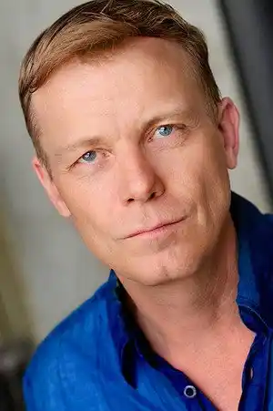 Brian Foyster fotoğrafı