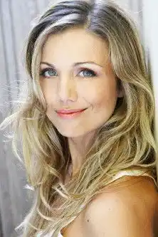 Bridie Carter fotoğrafı
