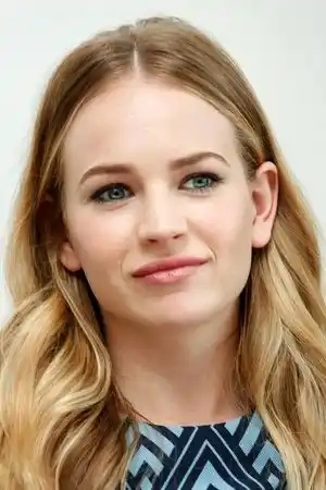Britt Robertson fotoğrafı