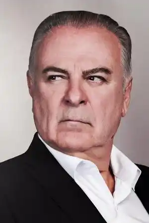 Burak Sergen fotoğrafı