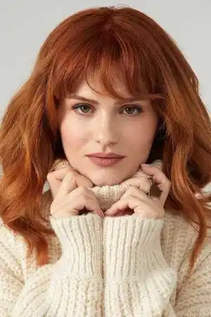 Burcu Cavrar fotoğrafı